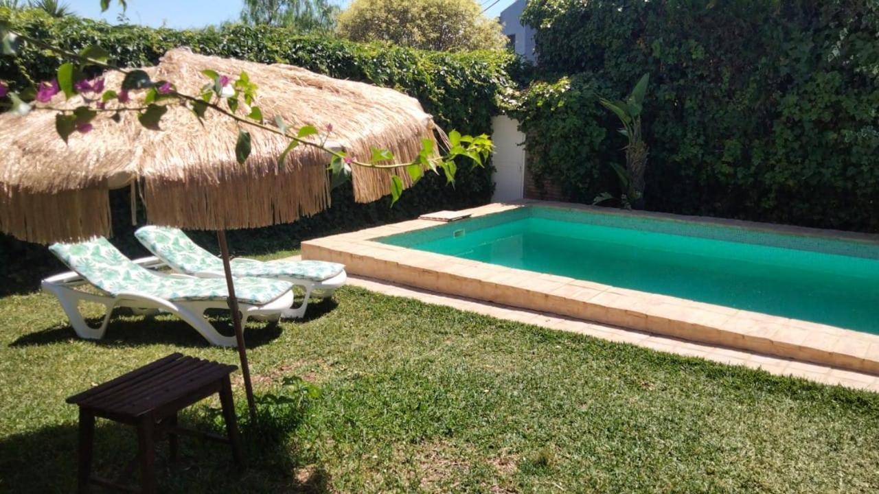 Dormir Entre Limones, Casa De Invitados En Vivienda Familiar Dos Hermanas Exterior foto